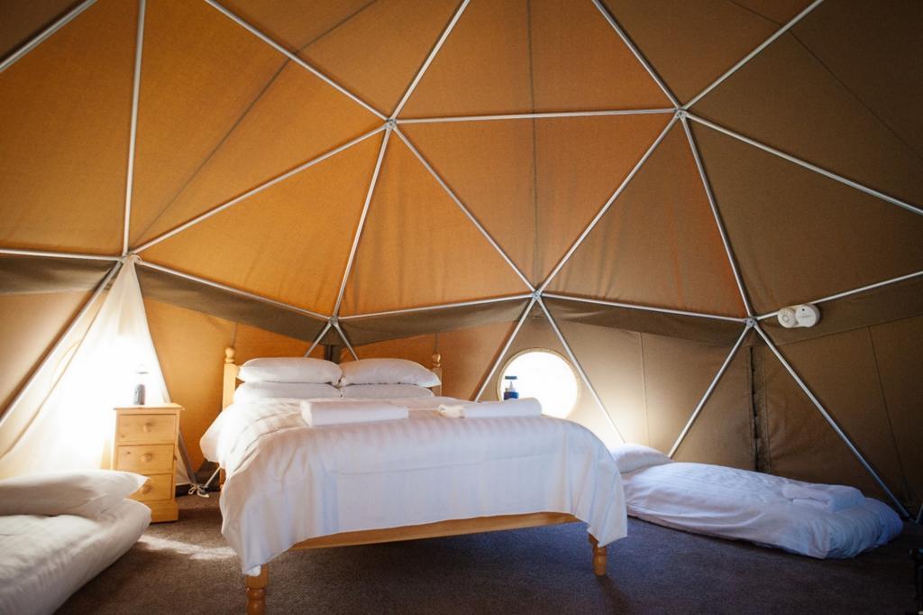 Durrell Wildlife Camp Hotell Trinity Rum bild