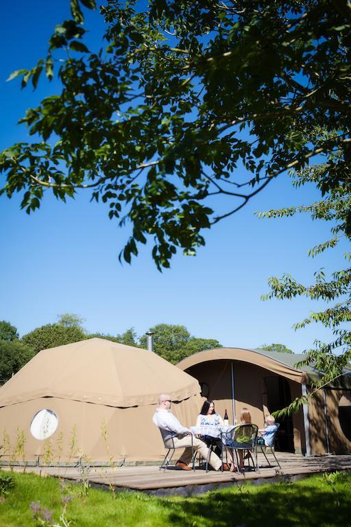Durrell Wildlife Camp Hotell Trinity Exteriör bild